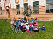 Stavíme Májku ve školce